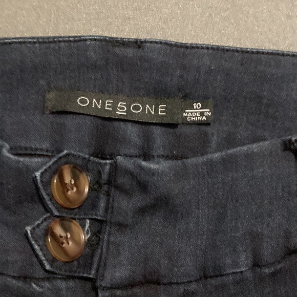 ONE 5 ONE blue jeans size 10 slightly flared. 40% cotton 32% polyester 27% rayon - Picture 5 of 11